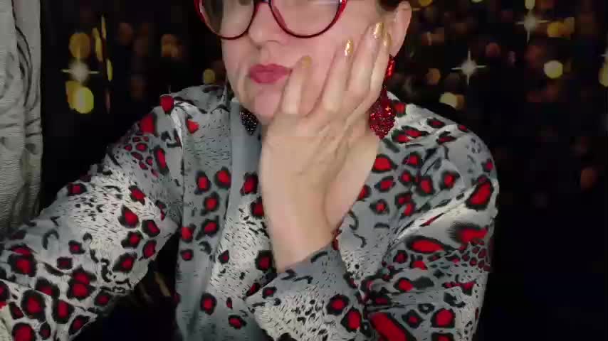 Golden_Lady Adult Chat December 3, 2025