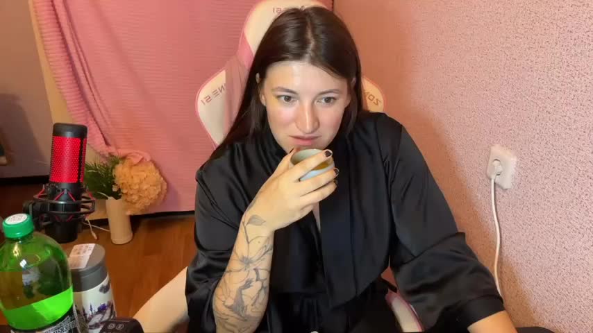 Katrin__kiss Adult Chat December 2, 2025