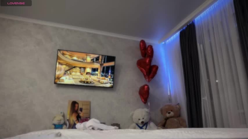 Funny_Bunny_ Adult Chat December 3, 2025