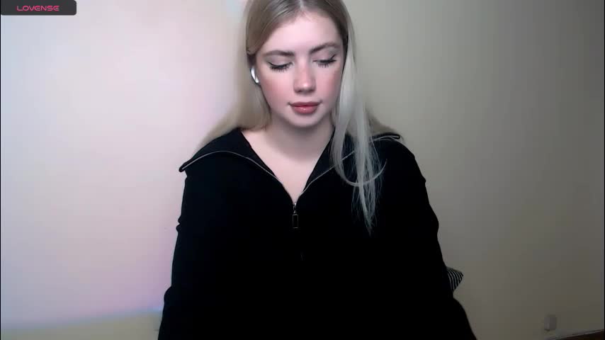 alicemeow_ Adult Chat December 3, 2025