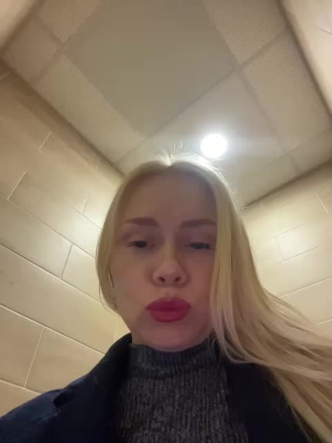 MirandaNow Adult Chat December 3, 2025