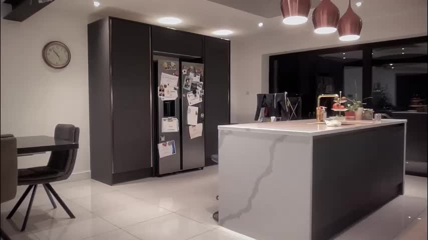 eatmypie69 Adult Chat December 3, 2025