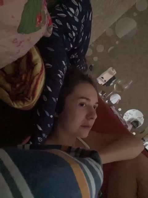 HelgaLeo Adult Chat December 3, 2025