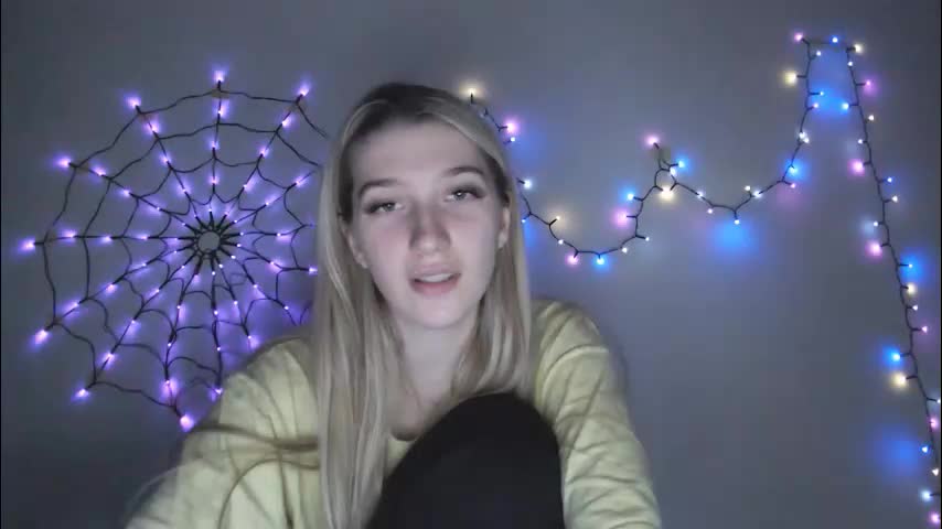 honeyveil Adult Chat December 2, 2025