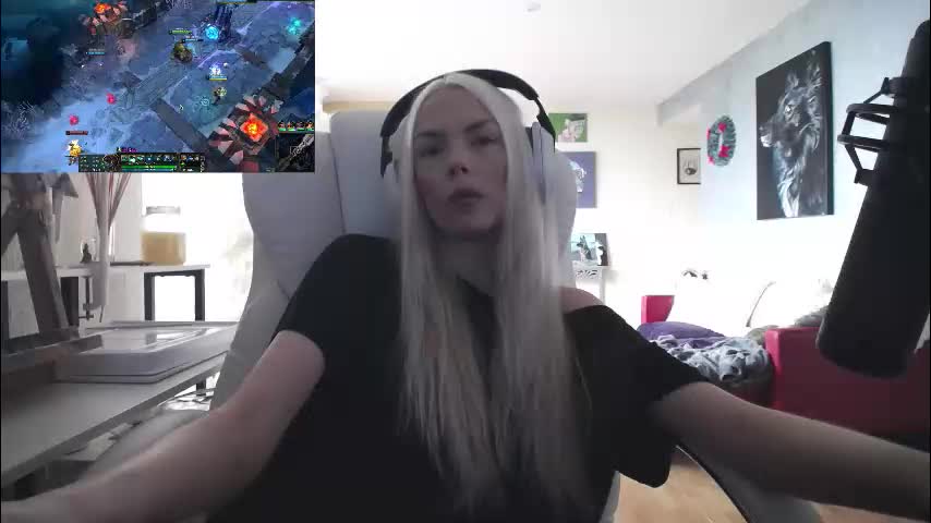 tinykylie Adult Chat December 2, 2025