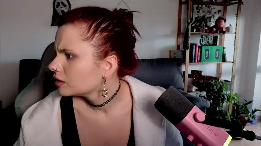 dellacrush_ Adult Chat December 3, 2025