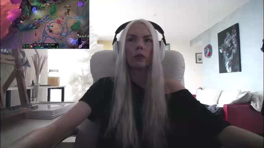 tinykylie Adult Chat December 2, 2025