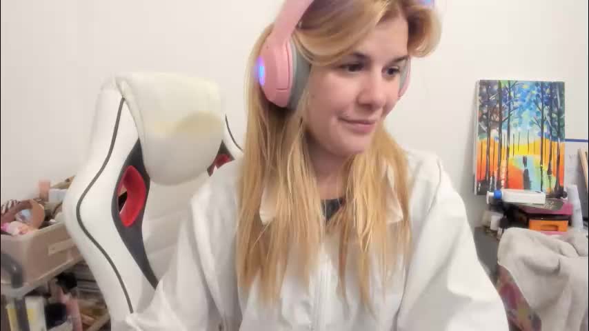 artsyandcraftsy_ Adult Chat December 3, 2025