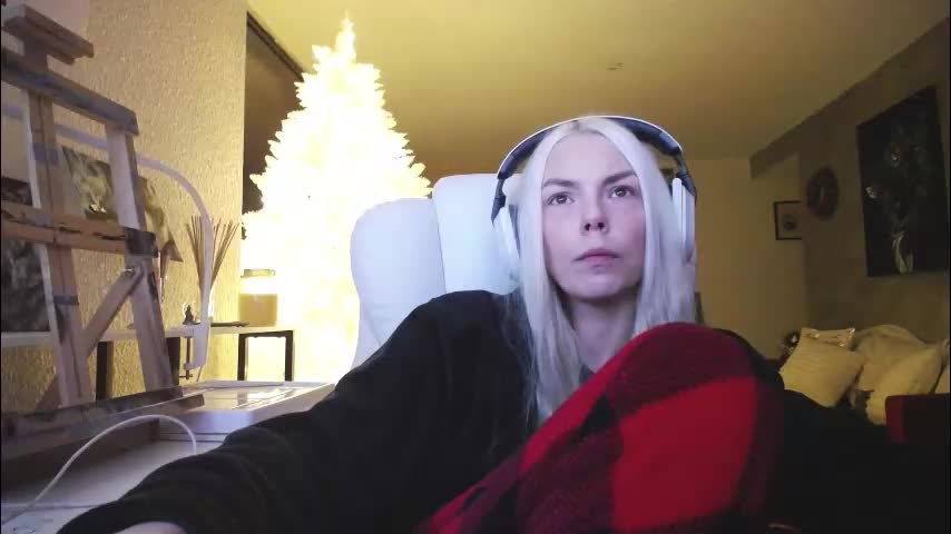 tinykylie Adult Chat December 3, 2025