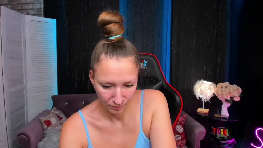 SarahCoksss Adult Chat December 3, 2025