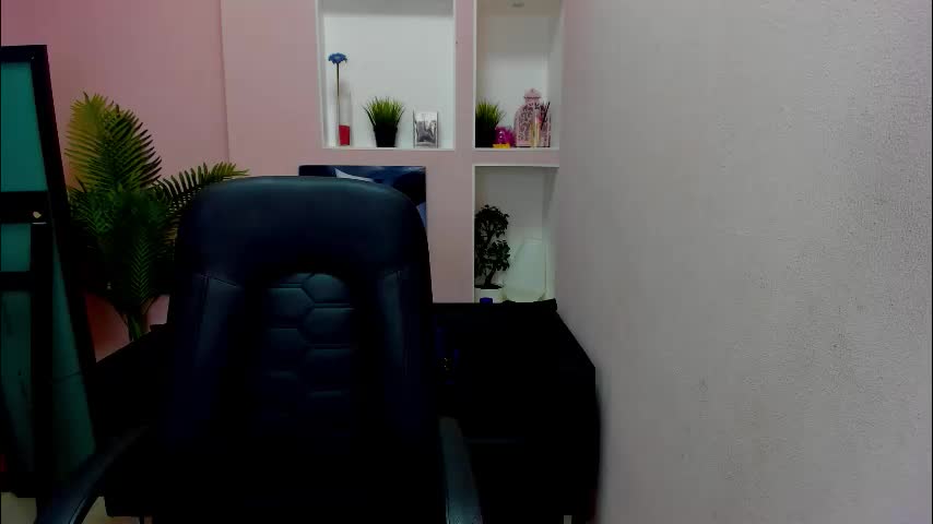 persinaky Adult Chat December 3, 2025