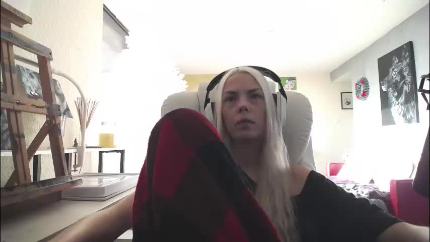 tinykylie Adult Chat December 3, 2025