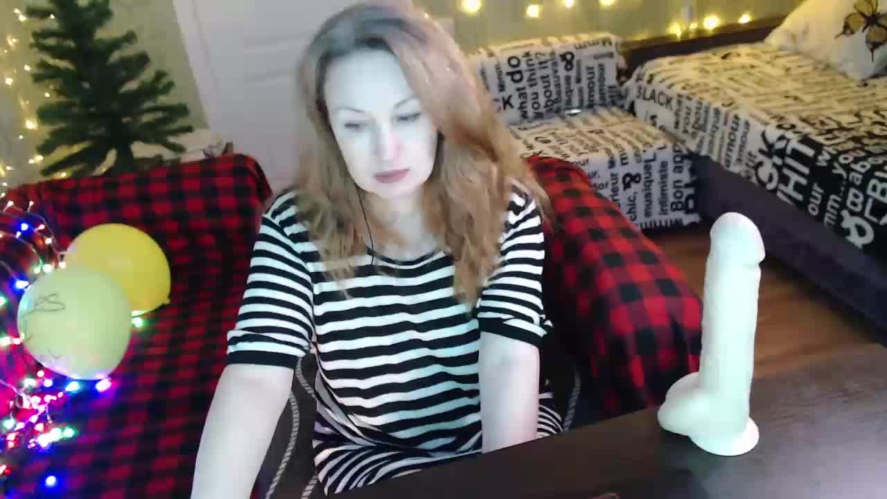 MeganIris Adult Chat December 3, 2025