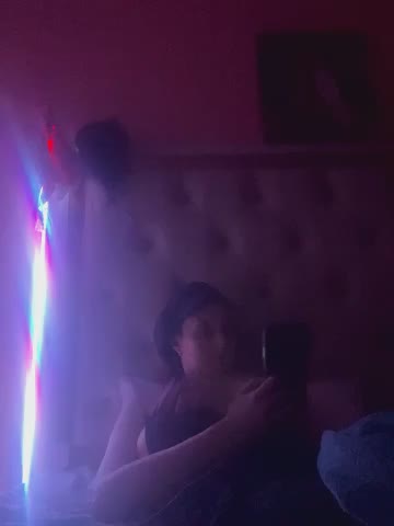 Flossy_Vettie Adult Chat December 3, 2025