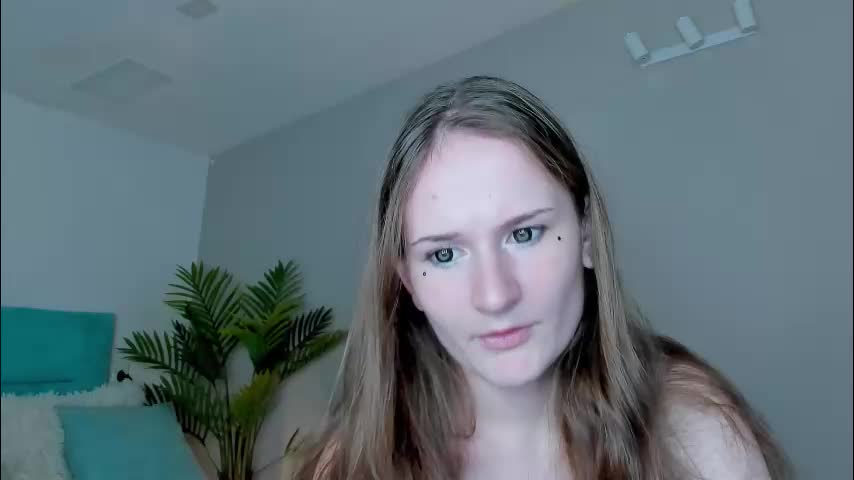 natural_meri_ Adult Chat December 3, 2025