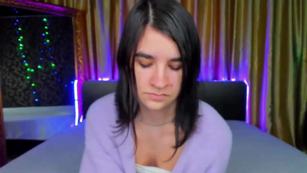 Polly-Love Adult Chat December 3, 2025