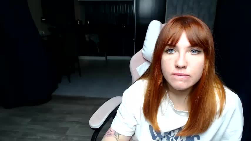 Reginasmilee Adult Chat December 3, 2025