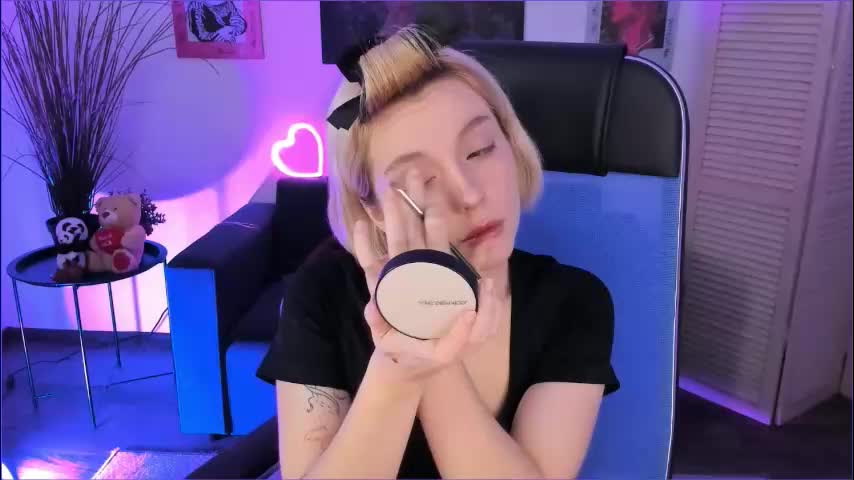 aurorawrenfield Adult Chat December 3, 2025