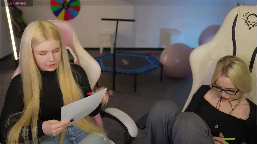 sheryl_elegance Adult Chat December 3, 2025