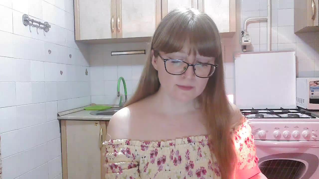 L-e-l-i-k Adult Chat December 3, 2025