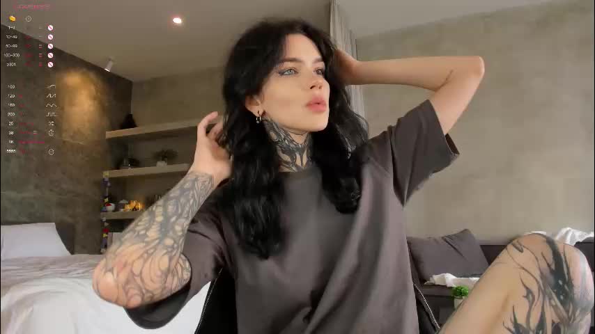 uwu_eva Adult Chat December 3, 2025