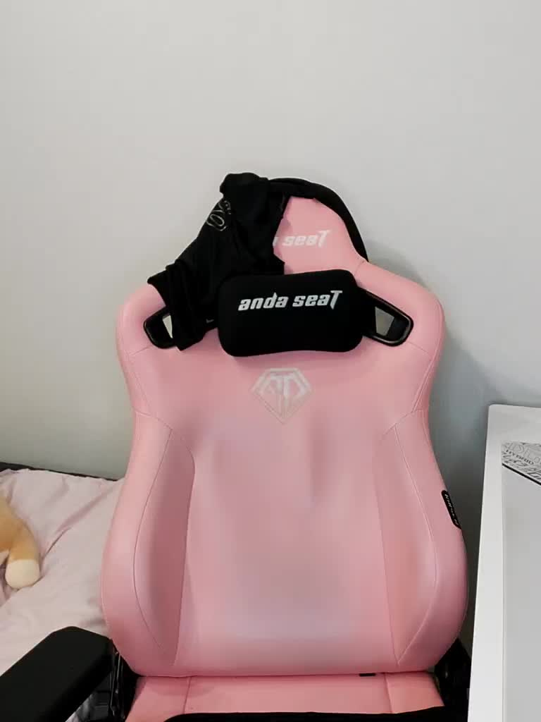 yuliia_3003 Adult Chat December 3, 2025