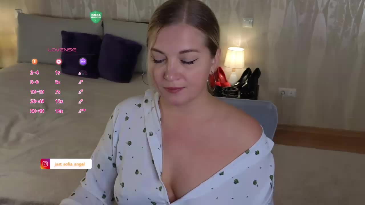 JUST_SOFIA Adult Chat December 3, 2025