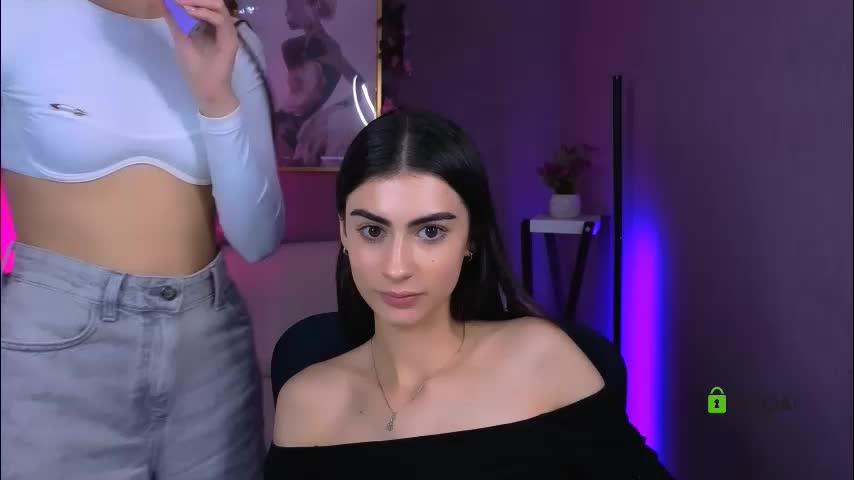 berry_alma Adult Chat December 3, 2025