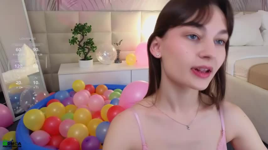 LolaPrise Adult Chat December 3, 2025