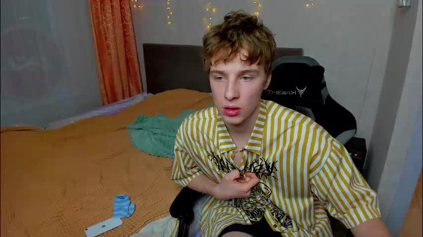 sosaguillypleasure Adult Chat December 3, 2025