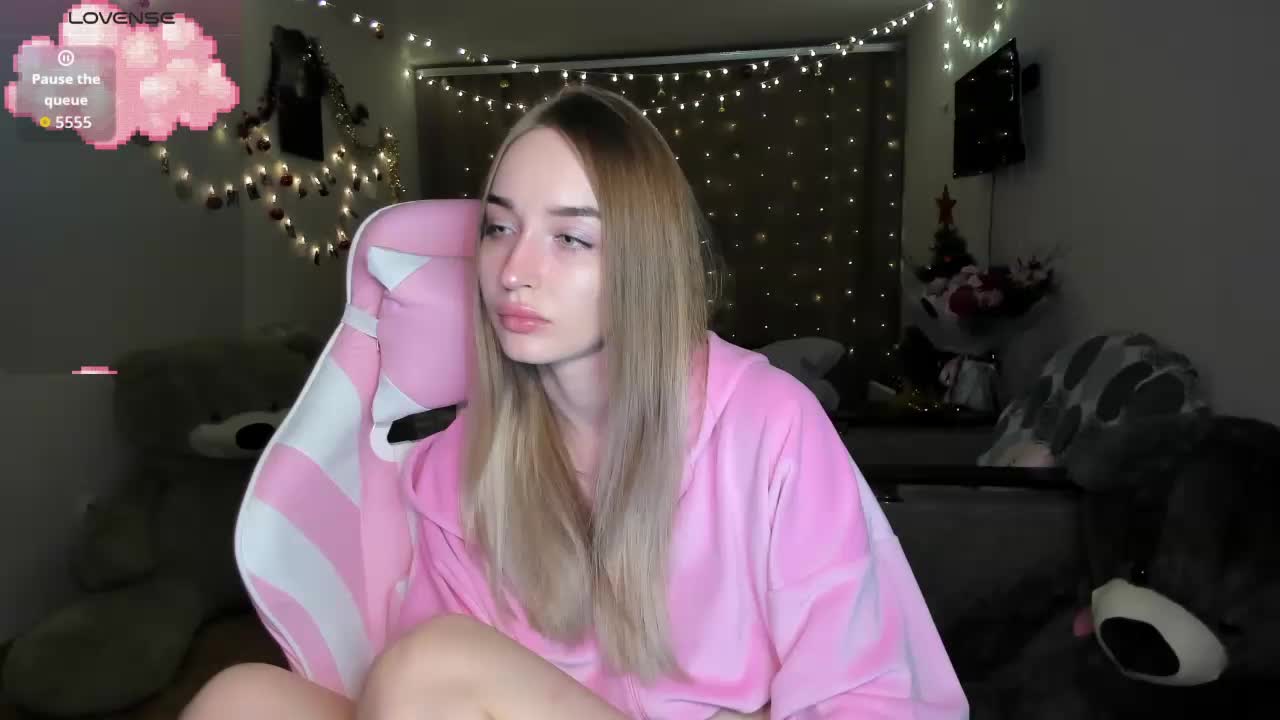 Polikinesis Adult Chat December 3, 2025