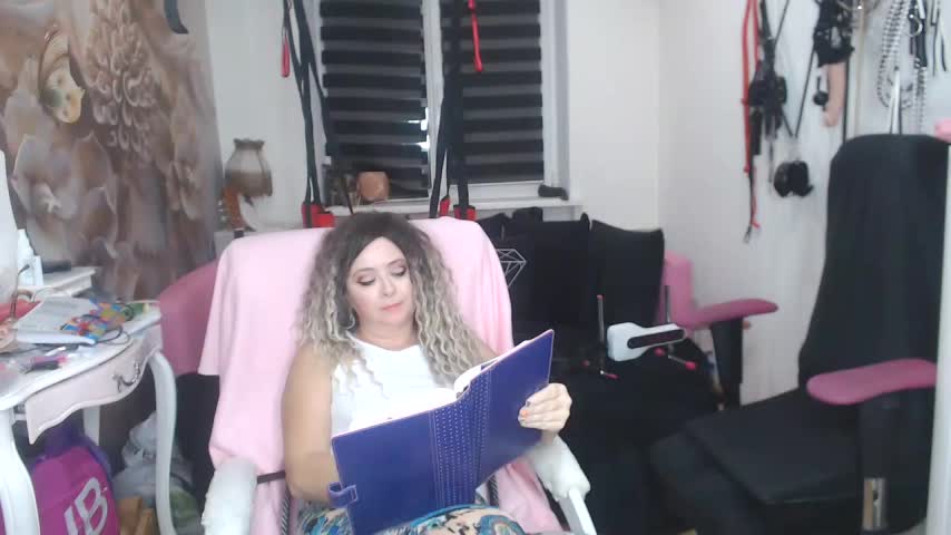 MISSwithDOLLS Adult Chat December 3, 2025