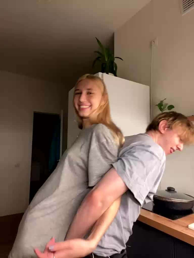 lina_wap Adult Chat December 3, 2025