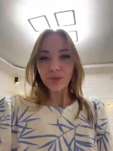 KitFox Adult Chat December 3, 2025