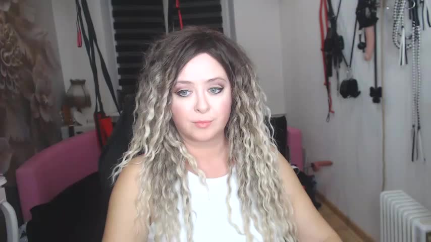 MISSwithDOLLS Adult Chat December 3, 2025