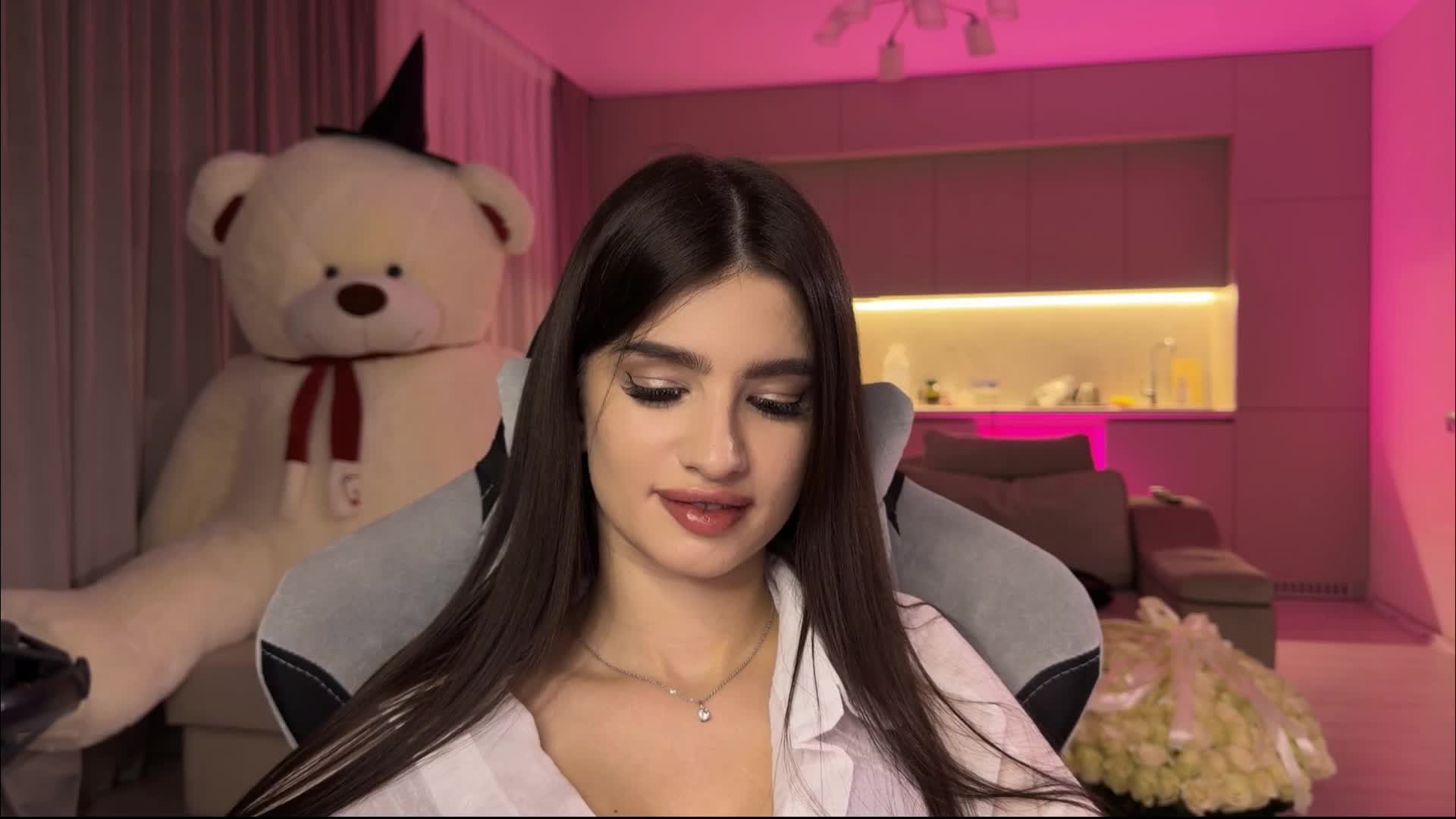 Sofi-Mi Adult Chat December 3, 2025