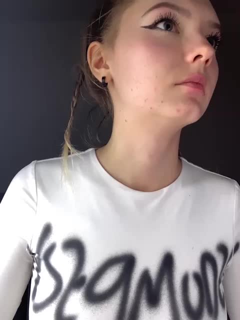 -Nezukoo- Adult Chat December 3, 2025