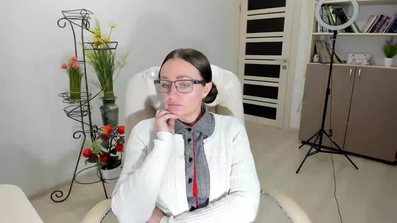 -Michelle- Adult Chat December 3, 2025