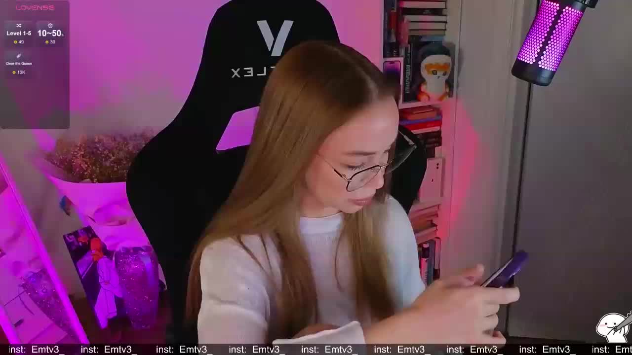 Emili1- Adult Chat December 3, 2025