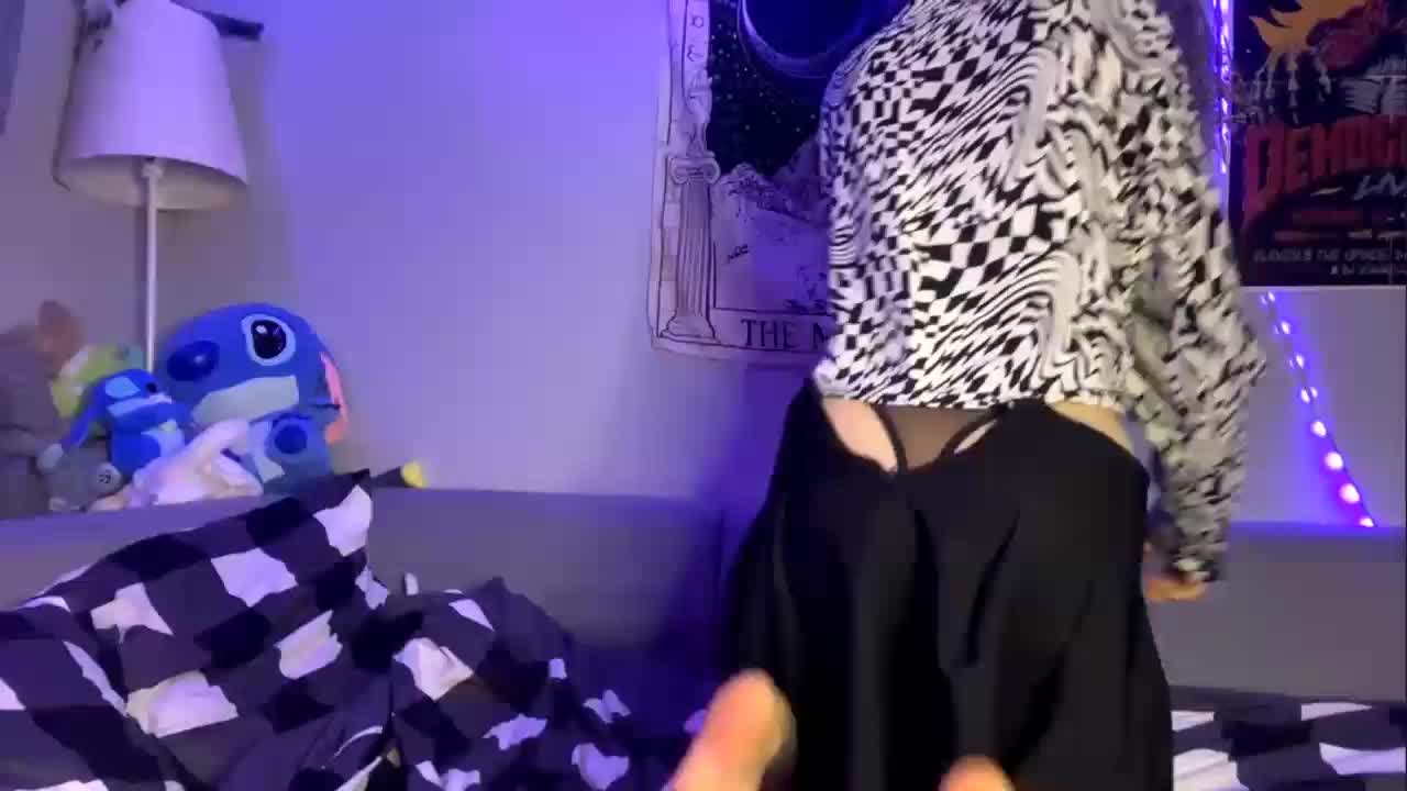 SweetieLuna Adult Chat December 3, 2025