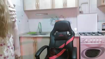 L-e-l-i-k Adult Chat December 4, 2025