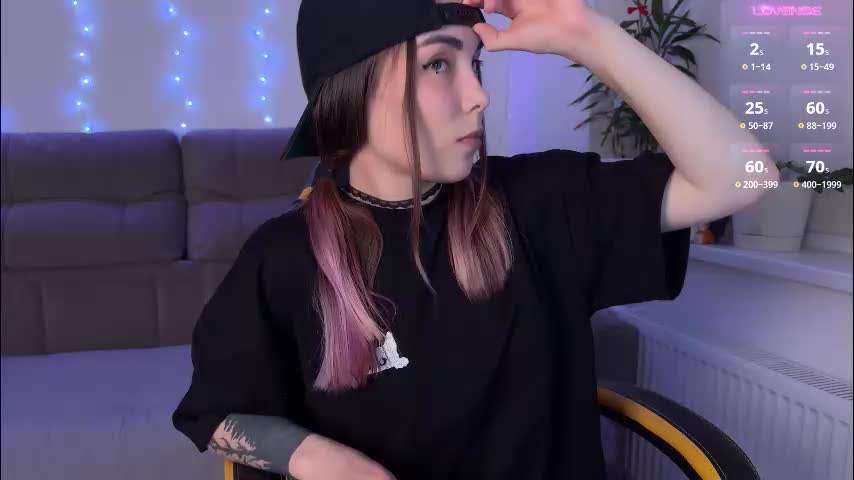 kittie_bear Adult Chat December 4, 2025