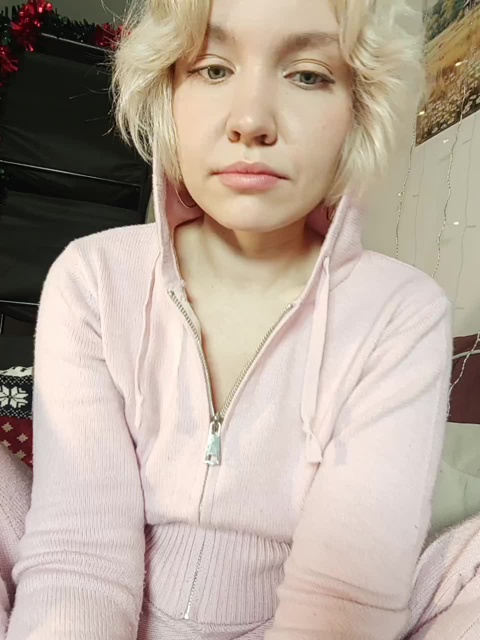 LadyAnny Adult Chat December 4, 2025