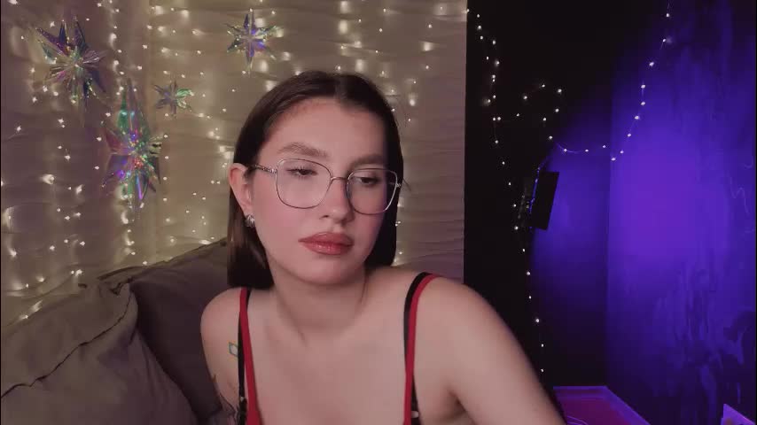 katt_yy Adult Chat December 4, 2025