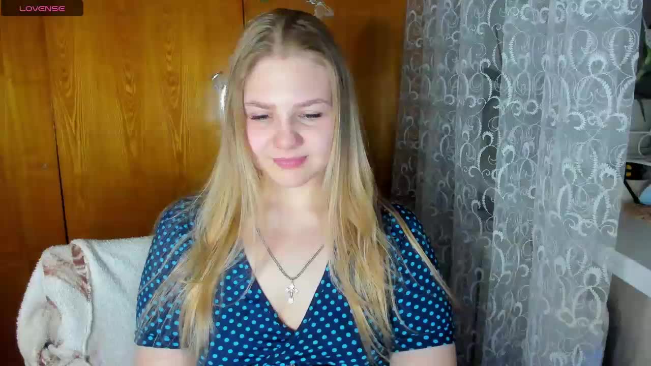 Emma-Frizea Adult Chat December 4, 2025