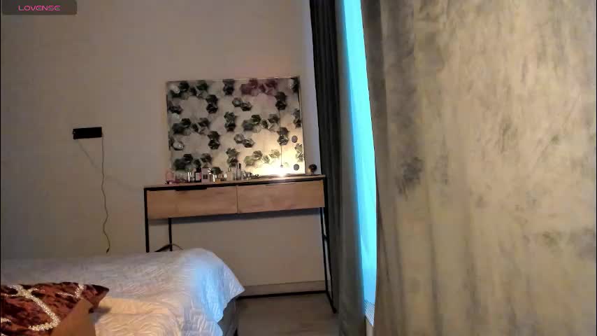 selena_rase Adult Chat December 4, 2025