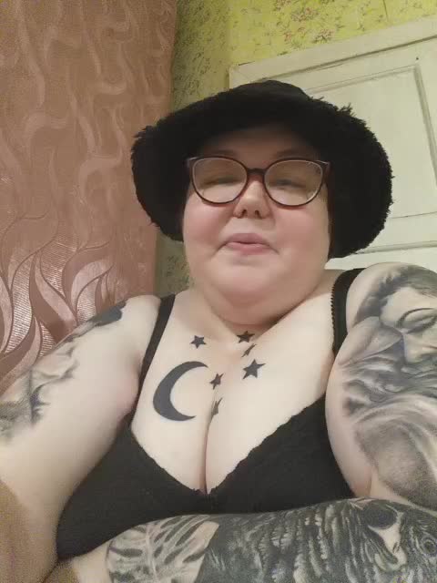 Svetlanka86 Adult Chat December 4, 2025