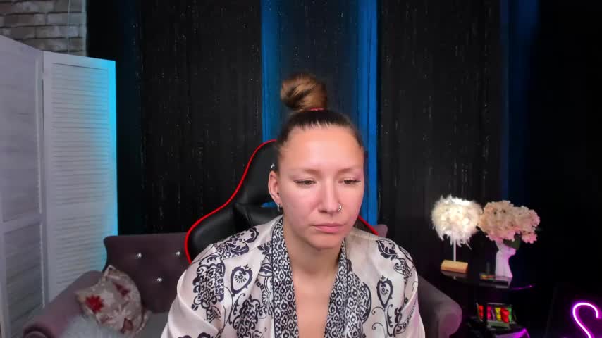 SarahCoksss Adult Chat December 4, 2025