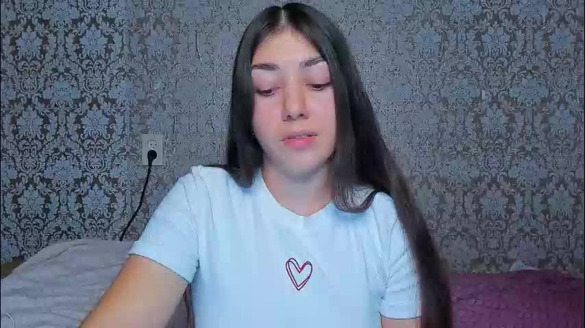 mira_bloempje Adult Chat December 4, 2025