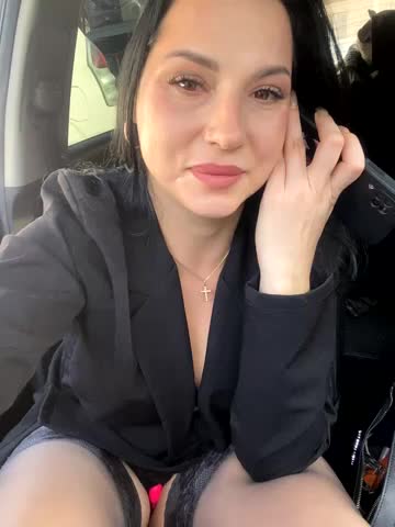 Roxana-Sexy Adult Chat December 4, 2025